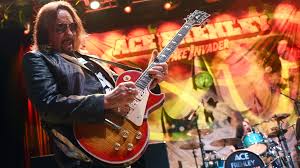 ace frehley ripping up the fretboard