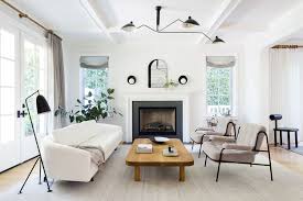 decorate with white in the living room