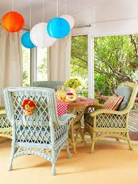 How To Paint Wicker Furniture For An