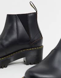 These dr martens rometty women's ankle boots combine femininity with toughness! Dr Martens Rometty Ii Zip Heeled Chelsea Boots In Black Asos
