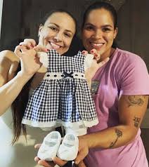 Jonathan nunez official sherdog mixed martial arts stats, photos, videos, breaking news, and more for the lightweight fighter from united states. Ufc Fighters Amanda Nunes Nina Ansaroff Expecting Baby Girl People Com