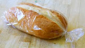 For this reason, we've all wondered how to keep bread fresh at one time or another. This 2 Second Trick Will Keep Bags Of Bread Fresh Without Any Clips Gossip Timelines