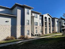 the bluffs ks apartments for in