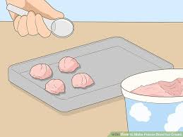 Pour 1 pound (0.45 kg) of dry ice into the bottom of the box. How To Make Freeze Dried Ice Cream With Pictures Wikihow