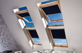 In diesem video zeigt euch andy schritt für schritt, wie ihr den einbau ganz alleine meistern k. Sonnenschutz Dachfenster Perfekten Hitzeschutz Finden Livoneo