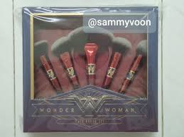 luxie beauty wonder woman limited brush