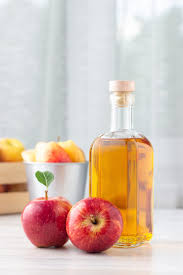 Способността на ябълковия оцет да противодейства на някои заболявания е обусловена от повишеното съдържание на витамини и ползи в домакинството и кухнята. Yablkov Ocet 6 Dokazani Polzi Za Zdraveto Chast 2 Ladyzone Bg