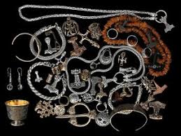 viking jewelry the jelling dragon