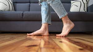 use ammonia to clean wood floors