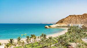 It is the world's easternmost arabian country, sharing desert borders with saudi arabia, the united arab emirates. Fruhbucher Oman 2021 Die Gunstigsten Angebote Bei Holidaycheck