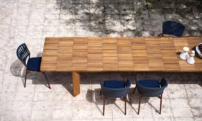 brick extendable outdoor dining table