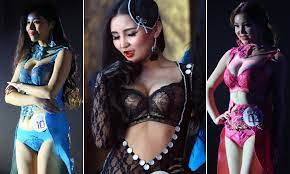 Chinese breast pageant sees women compete for best cleavage | Daily Mail  Online