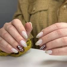 top 10 best nail salons open sunday in