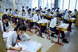 The icse class 10 examinations will be held in two sessions from 9:00 am to 12:00 pm and 11:00 am to 1:00 pm. Cbse Class 10 Board Exams Cancelled Cbse Class 12 Exams Postponed Amid Uproar Over Covid Surge Details Inside The Financial Express