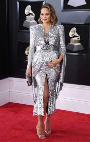 silver sequin dress with shoes outfits
