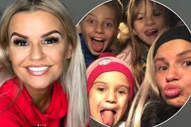 Kerry katona has refused to give up on lovecredit: Kerry Katona Says Toyboy Lover Looks After Kids During The Week As She Does Panto Irish Mirror Online