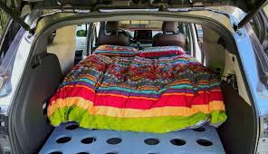 a queen size mattress fit in a minivan