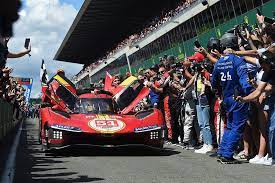 Motorsport.com gambar png