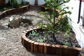 Wooden Garden Edging Ideas