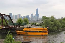 water taxi opens north avenue dock