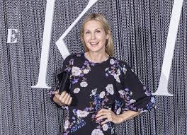 kelly rutherford merements height