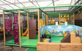 peion save squires soft play