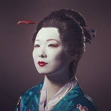 8 geisha makeup looks to try if you