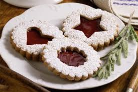European christmas cookies ebook & bonuses | easy. Do You Know All 22 Of These Delicious European Christmas Cookies Linzer Cookies Traditional Christmas Cookies Austrian Recipes