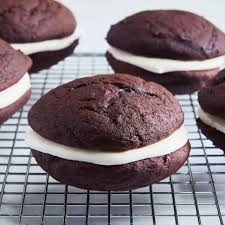 whoopie pies with whipped marshmallow