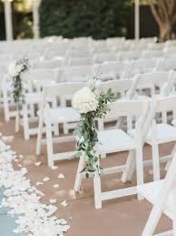 20 minimalist outdoor wedding aisle