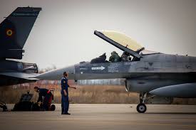 România va cumpăra 32 de avioane F-16 de la Norvegia. Costul, inclusiv modernizarea lor: circa 450 de milioane de euro - HotNews.ro