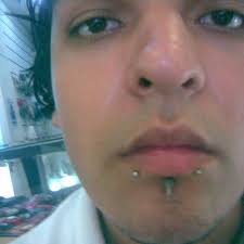 labret piercing types