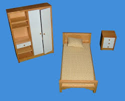 Prominently displaying the wood grain, each bed. M21 Teak Bedroom Set M21 T0134 Wp Miniatures Biz