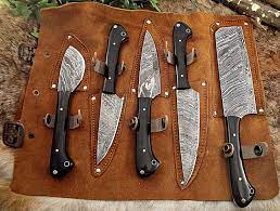 How forged knives and stamped knives are made. Custom Made Hand Forged Damascus Steel Full Tang Blade Kitchen Knife Set Overall 45 Inches Length Of Damascus Sharp Knives 10 6 9 6 9 0 8 0 7 6 Inches Leather Suede Sheath Bull Horn Kitchen Dining Amazon Com
