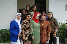 Indonesian women are actually conventional and in addition household oriented. Wanita Power What Women In The Us Could Learn From Indonesians Techcrunch