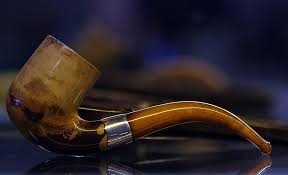 Use as an extension on your briar or meerschaum pipe for a cool, dry smoke. 129 The Peterson Exhibition At The 2019 Chicago Pipe Show Peterson Pipe Notes