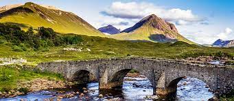The official gateway to scotland provides information on scottish culture and living, working, studying, visiting, and doing business in scotland. Bussresa Skottland Isle Of Skye Edinburgh