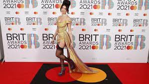 Check spelling or type a new query. Brit Awards 2021 Dua Lipa Ist Die Gewinnerin Des Abends