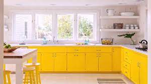 clean yellowing white kitchen cabinets