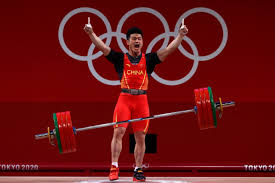 weightlifting china s shi breaks world