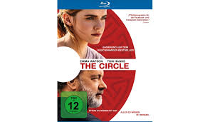 Mae est engagée chez the circle, le groupe de nouvelles. Test Blu Ray Film The Circle Universum