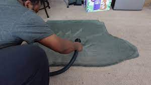 cleaning carpet using fabuloso and pine