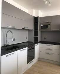 Тук има модерна сива кухня, идеална за мъжки апартамент, където елегантността, икономичността на формите. Moderna Siva Mdf Kuhnya Po Individualen Dizajn