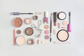 4 tips to curate your makeup collection