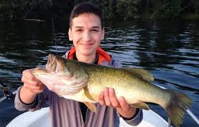 The names of some bass fisheries resonate with anglers on a national scale: 9 Great Upstate Ny Bass Fishing Spots Tips To Get Started Newyorkupstate Com