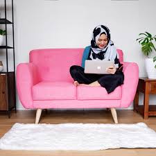 Sofa mewah terbaru untuk ruang tamu dengan desain modern maupun mewah. Ini Harga Sofa Ruang Tamu Semarang Terbaru Ajeg