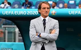 Italy manager roberto mancini said i was due this after his side beat england on penalties to win euro mancini failed to win a major trophy as a player with the azzurri, finishing third at italia 90 and. Micah Richards Roberto Mancini Is Likely One Of The World S Finest And He Deserves Extra Respect The Buzz Desk