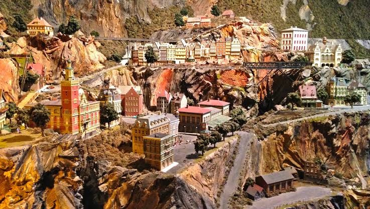 Northlandz Miniature Wonderland & Train Museum