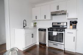 what color s for white cabinets