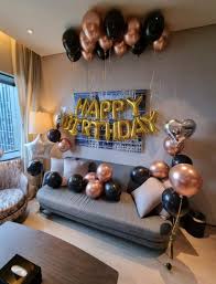 helium balloon birthday deco